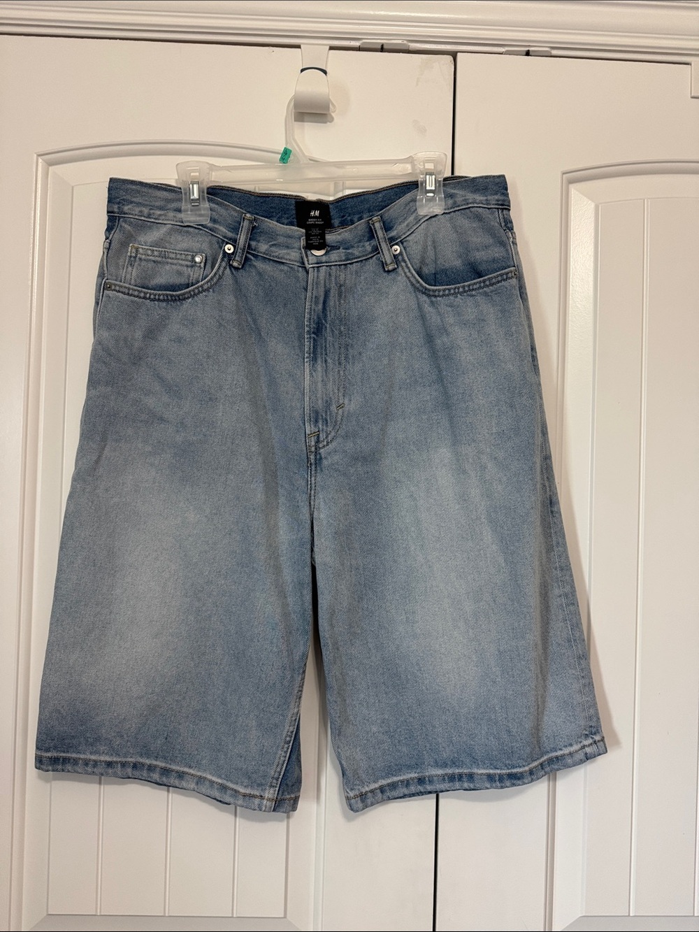 H&M Men's Light Wash Denim Jean Shorts